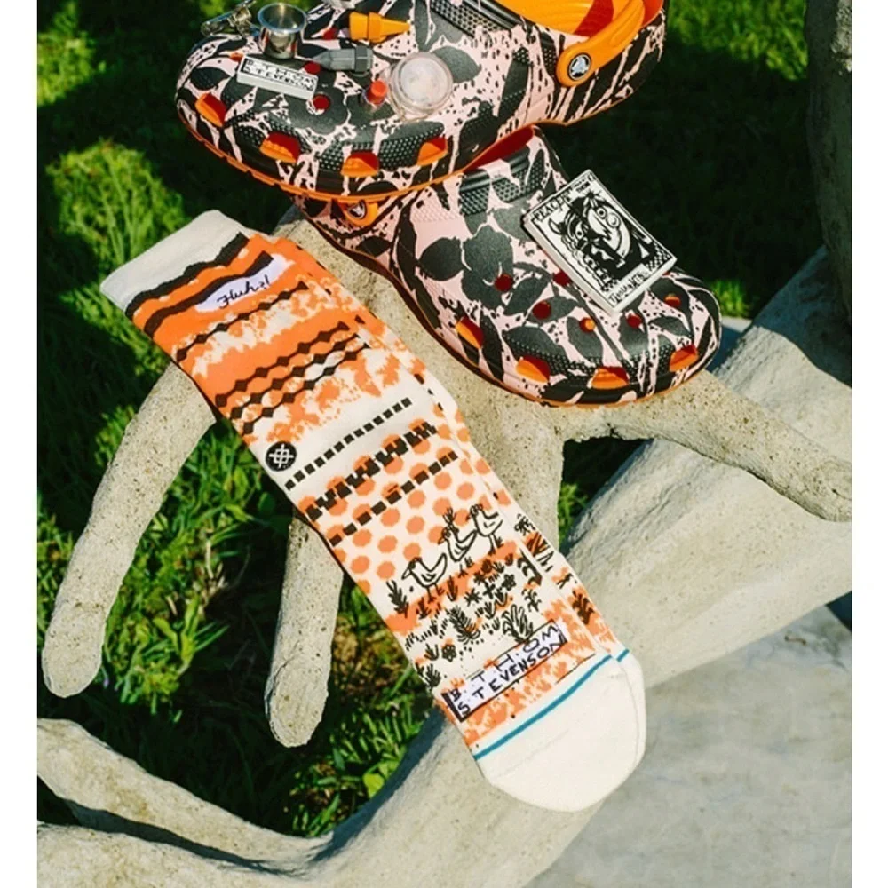 𝅺stance Crocs NIB NR Size 8M/10W - Picture 3 of 4